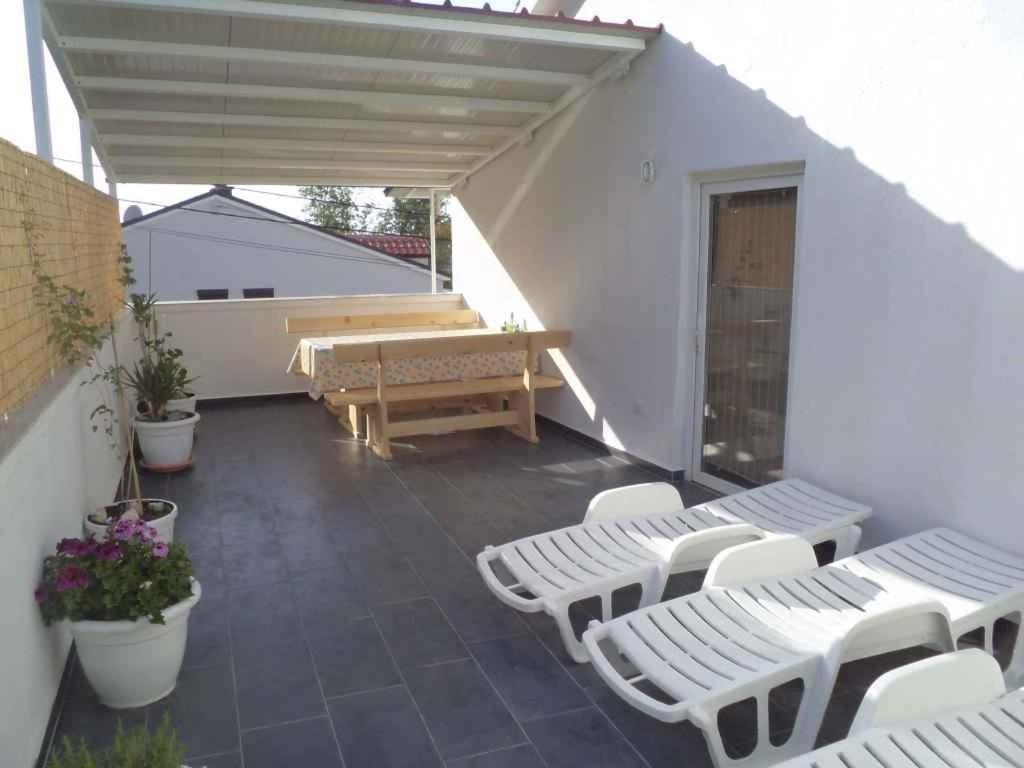 Apartment Lopar 10 Exterior photo